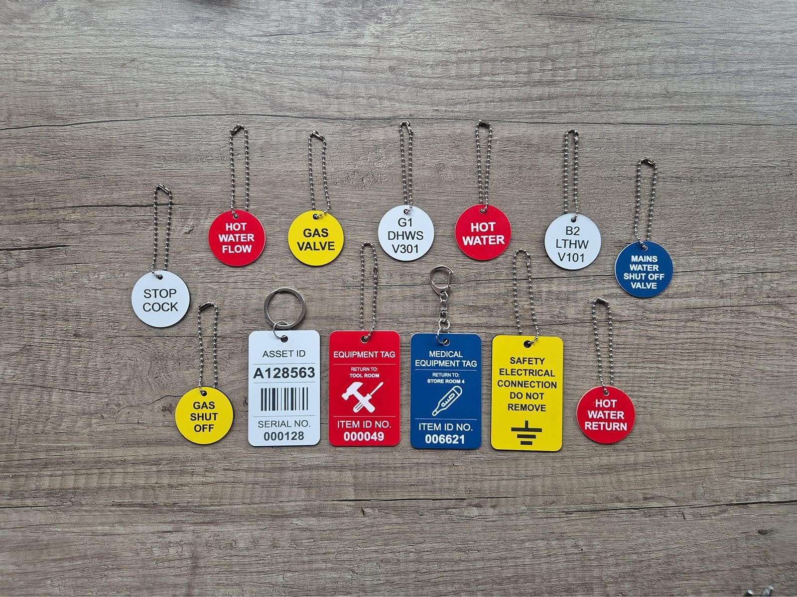 Engraved valve tags in Traffolyte and stainless steel